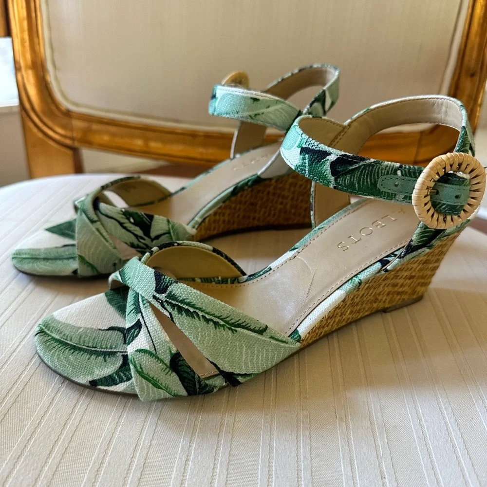 Talbots wedge sandals